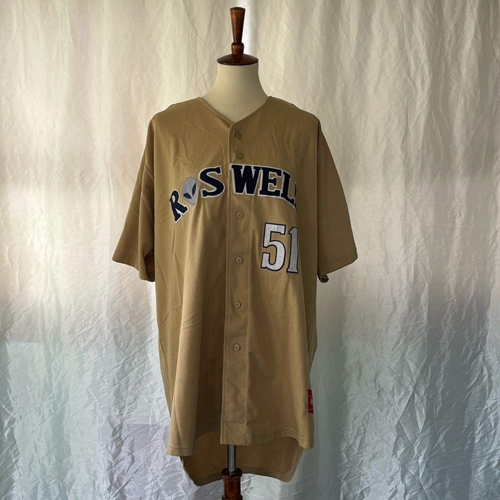 RARE ROSWELL NEW MEXICO 51 TAN MENS BUTTON UP BASEBALL JERSEY SHORT SLEEVE SHIRT